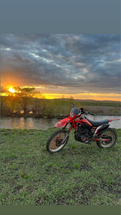 Cross 200cc stare bună de funcționare