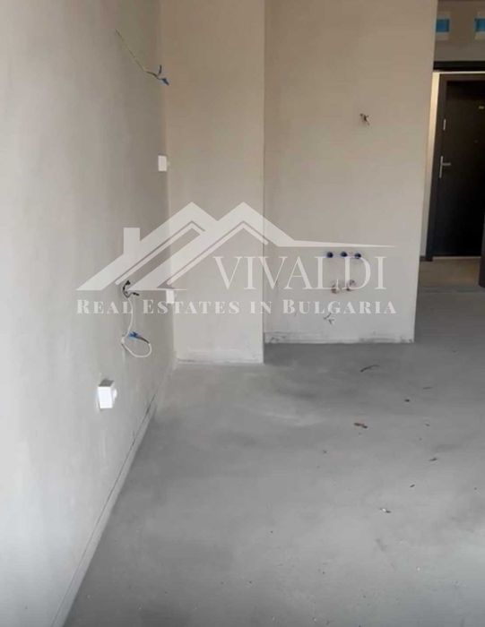 Продава се Едностаен апартамент в Варна, Възраждане 1 - 41 кв.м за 856 €/кв.м - Снимка #2