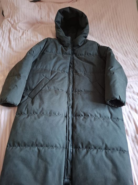 Продам женский пуховик 48 р