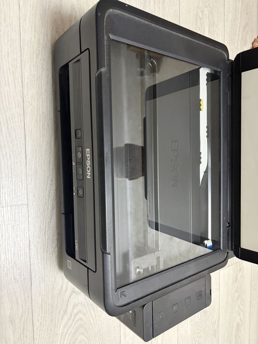 Продам принтер Epson L210