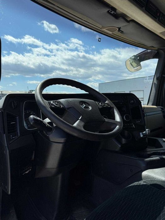 Capete tractor Mercedes Actros 2014
