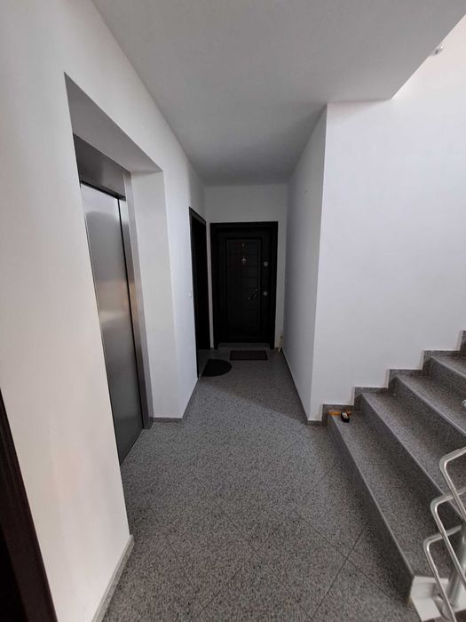 Продава се Тристаен апартамент в Асеновград - 146 кв.м за 850 €/кв.м - Снимка #12