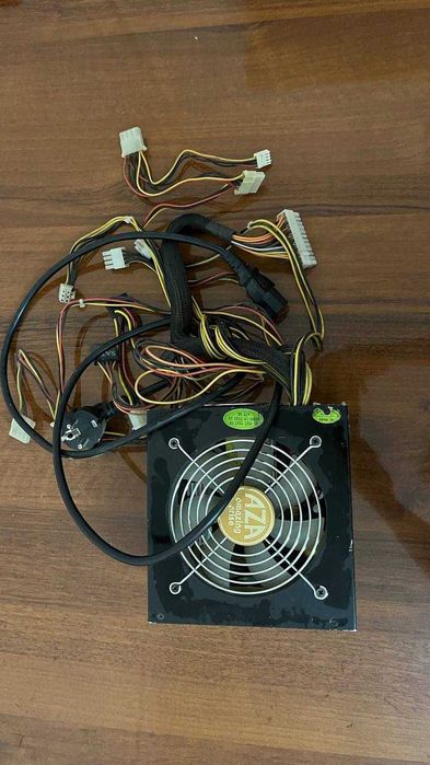 Продам комплект: корпус ПК + блок питания + роутер