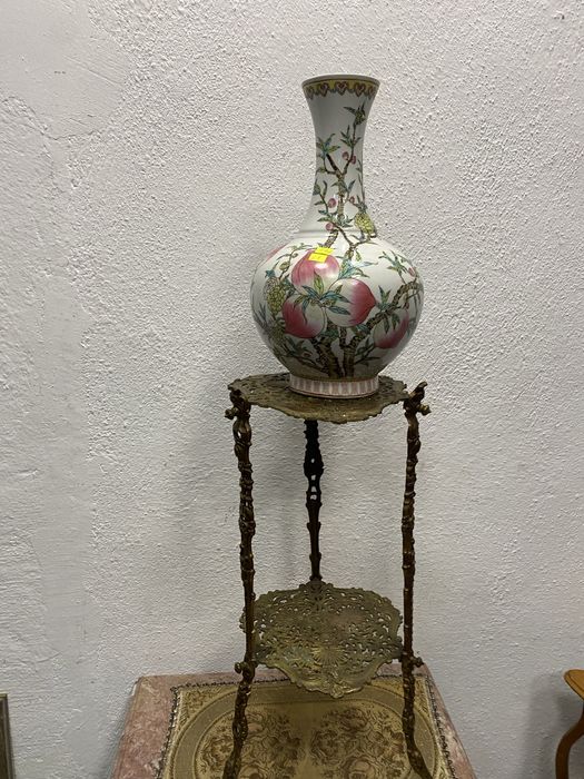 Френска месингова поставка в стил нарок