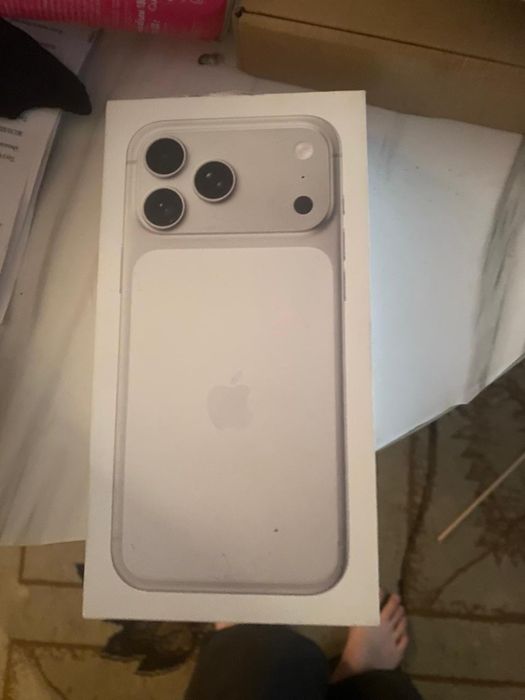 iPhone 17 Pro Max с гарантией