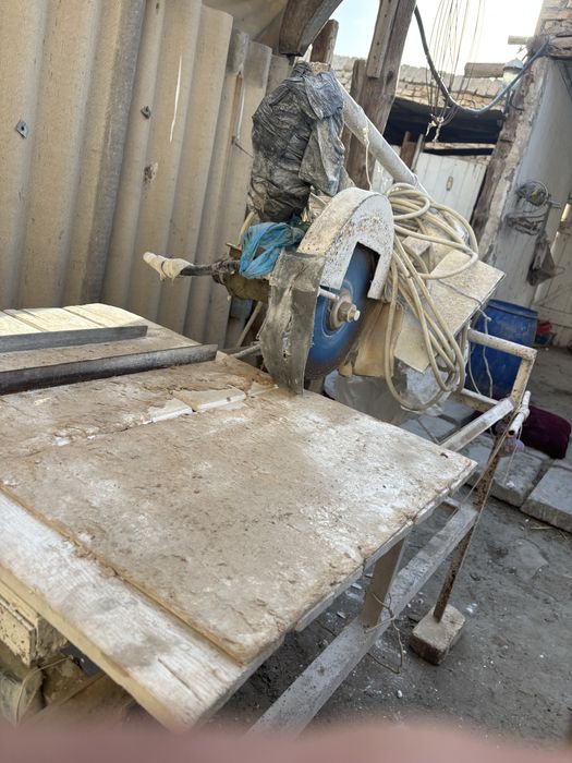 Marmar kesadigan stanok sotiladi