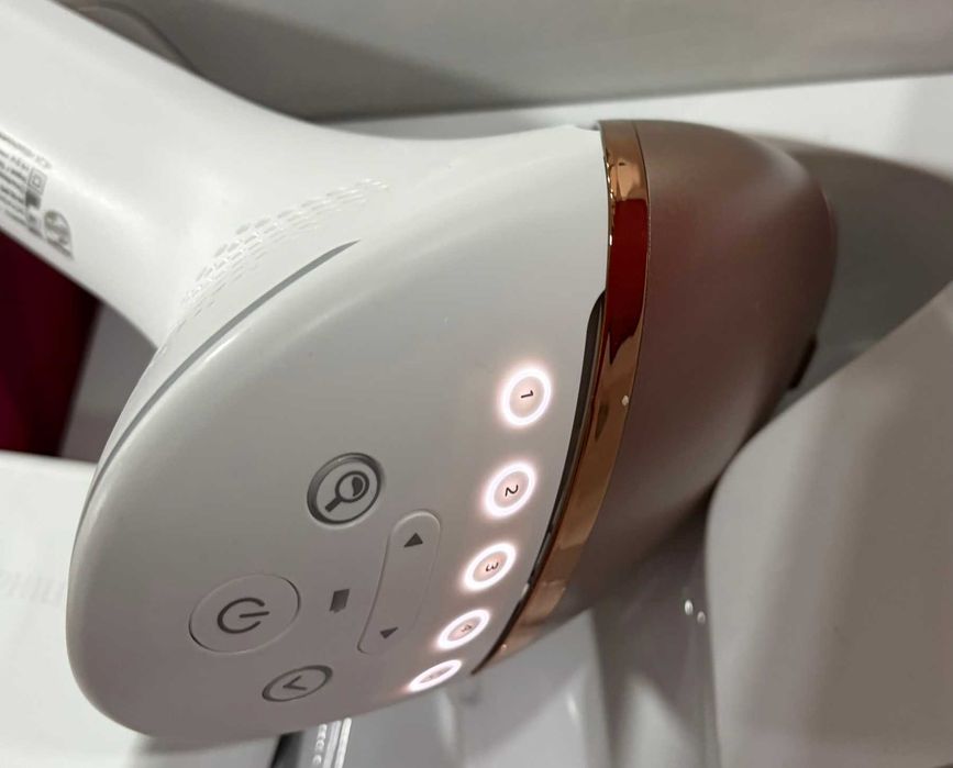 Philips series 9900 LUMEA BRI973