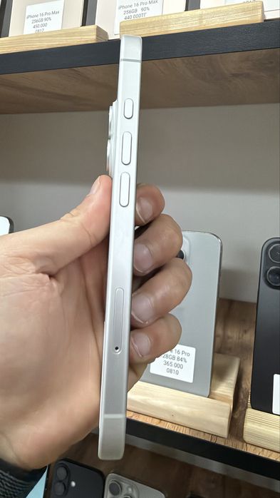 iPhone 16 128 GB
