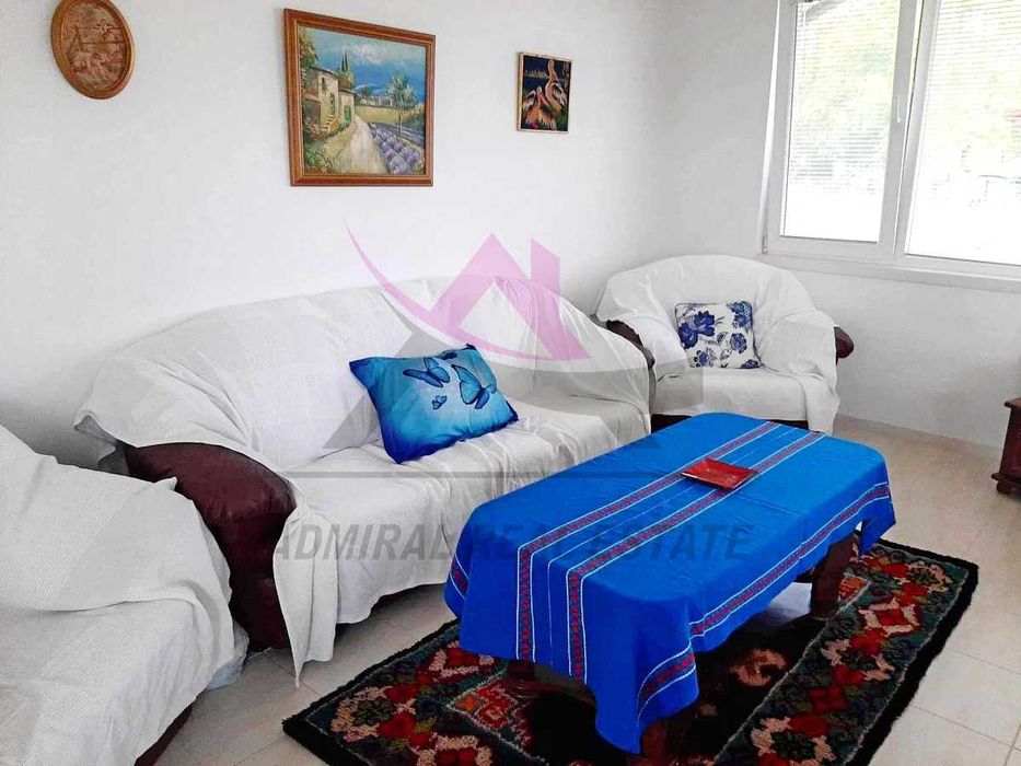 Дава се под наем Къща в с. Юнец, Област Варна - 130 кв.м за 500 € - Снимка #2