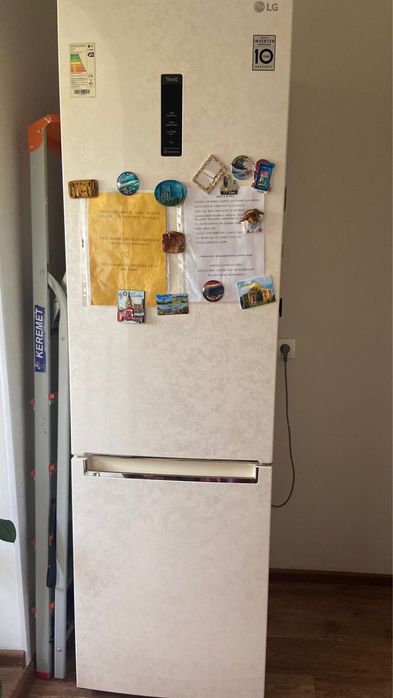 Холодельник LG INVERTER