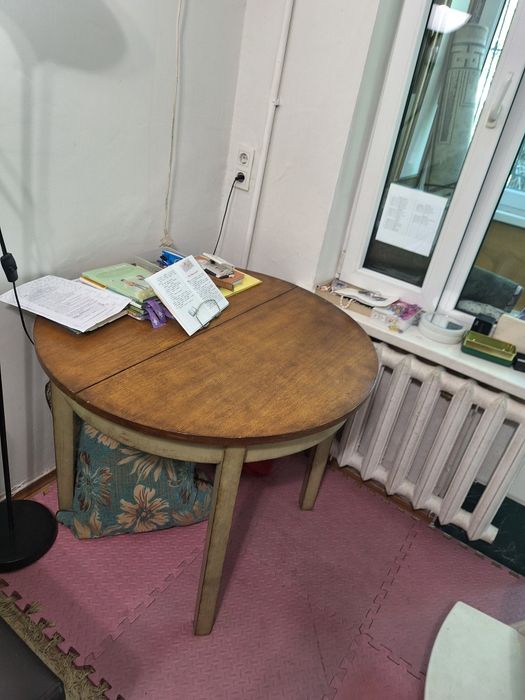 Стол деревянный старинный