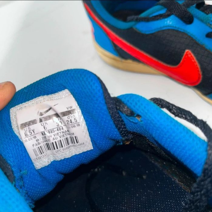 Adidași Nike mărimea 39
