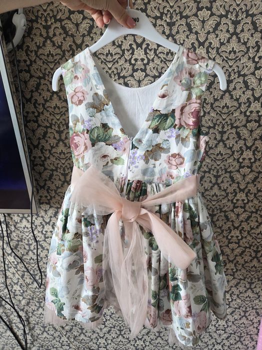 Платье детское нарядное