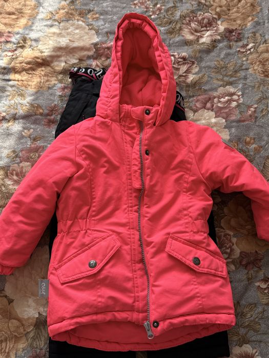 Продам комбез на девочку