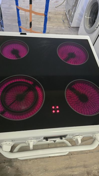 Печка Voss Electrolux