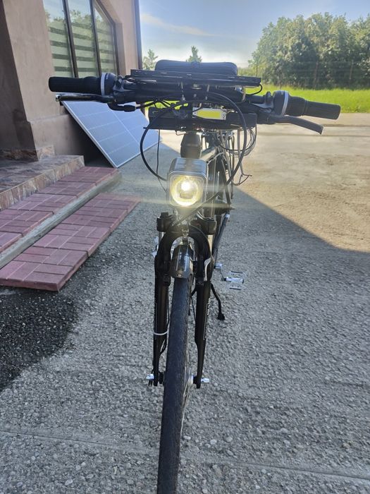 Bicicletă de strada