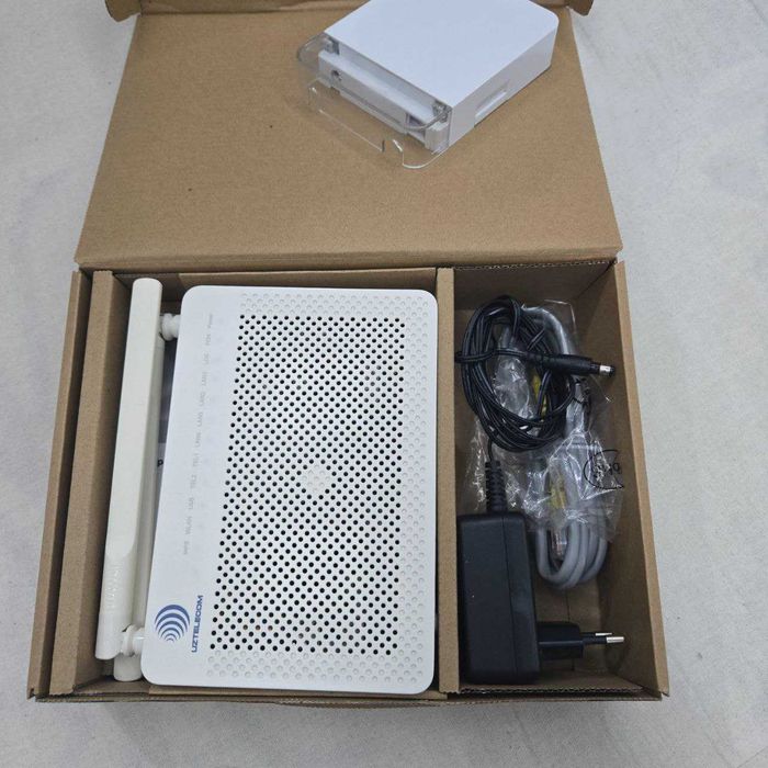 Huawei EchoLife HG8245H5 (GPON)+MIni ODF