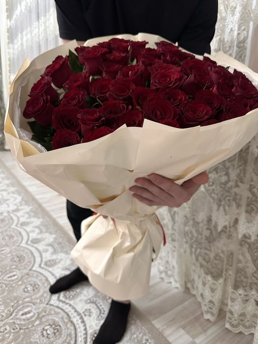 Розы красные,свежие