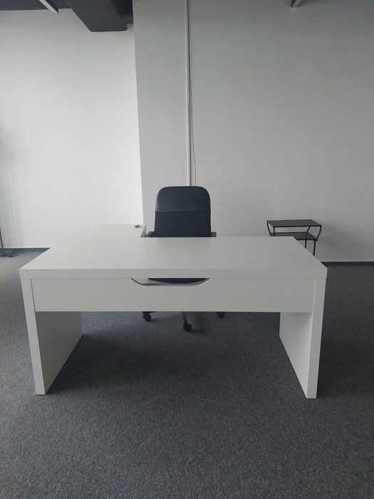 Mobilier de birou de vânzare