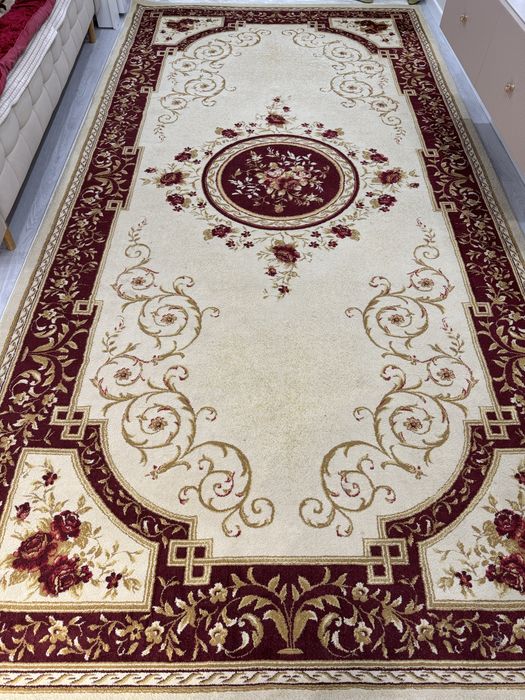 Продам шикарный ковер 2х4 метра