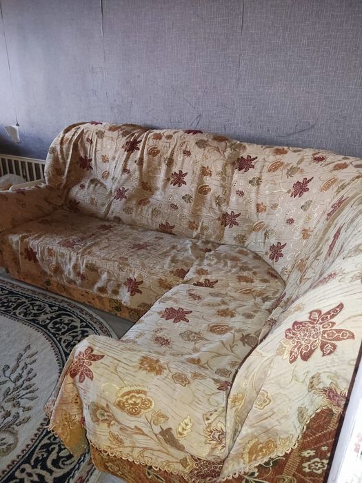 Мягкая мебель, диван и кресло