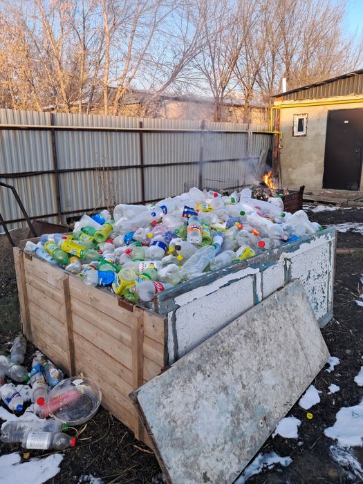 Продам баклашки  б.у