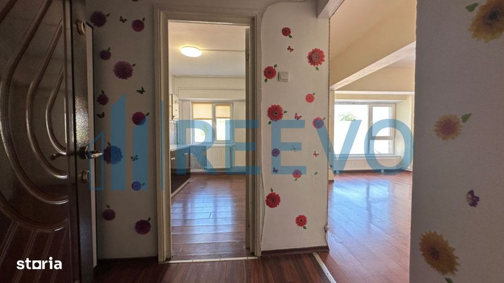 Apartament de vânzare, etaj 2, Piața Sud — fotografia 3