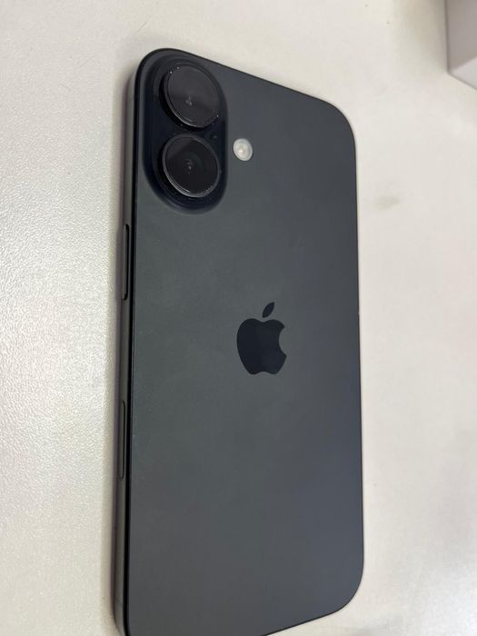 iPhone 16 Simplu