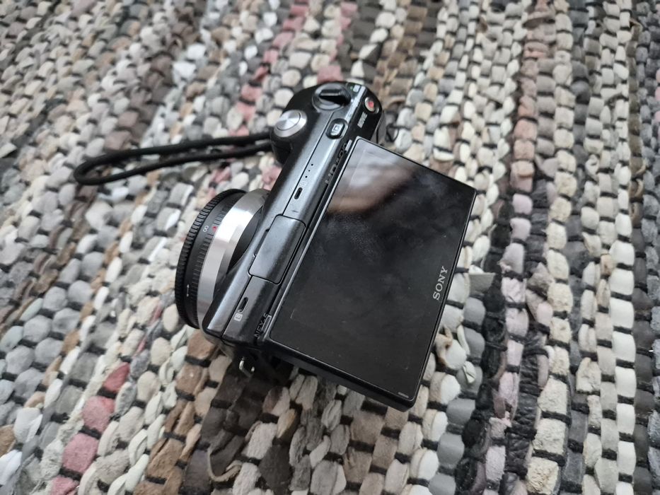 Sony NEX F3 + 7artisans 18mm/ F6.3