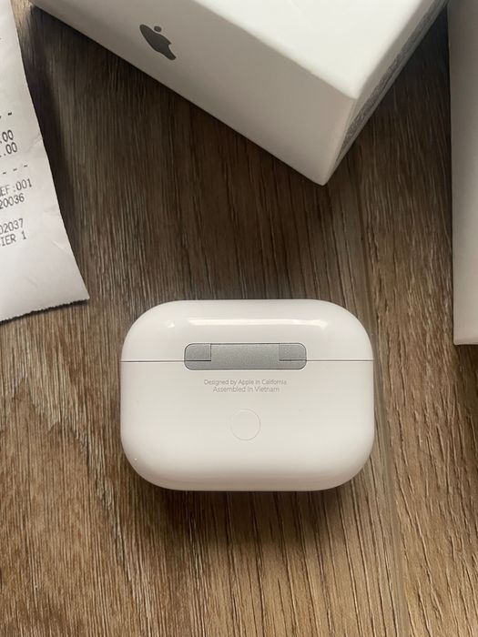 Airpods Pro 2 cu bon