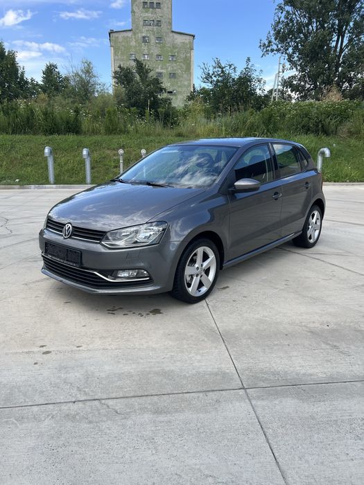 VOLKSWAGEN Polo 2014