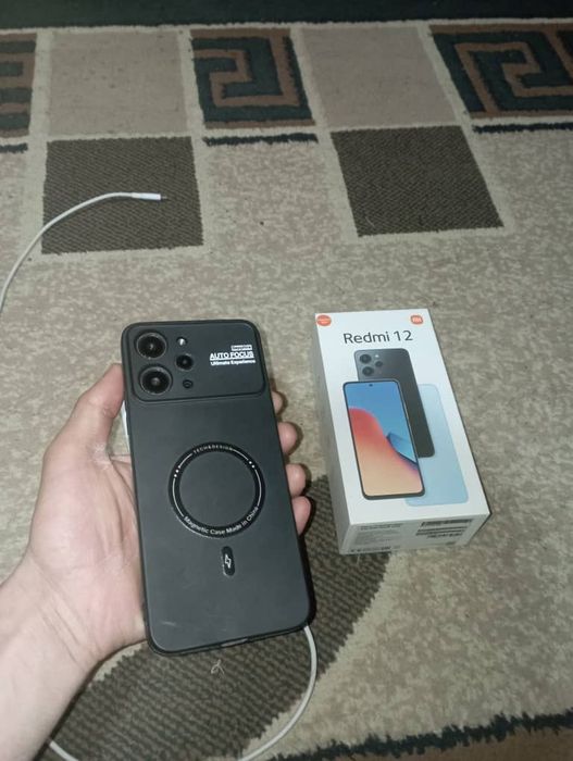 Redmi 12 8/256 Sotiladi