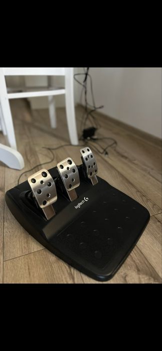 Volan Logitech G29