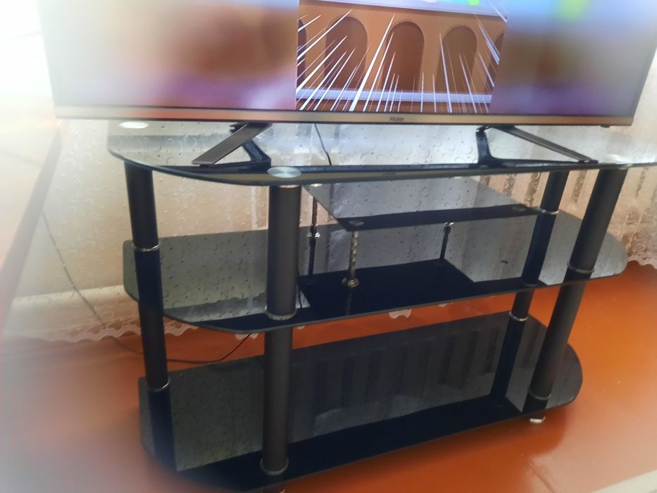 Продам тумбу для телевизора