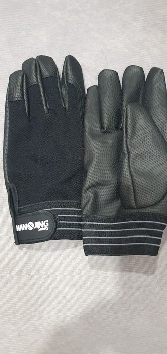 Фирменный рюкзак