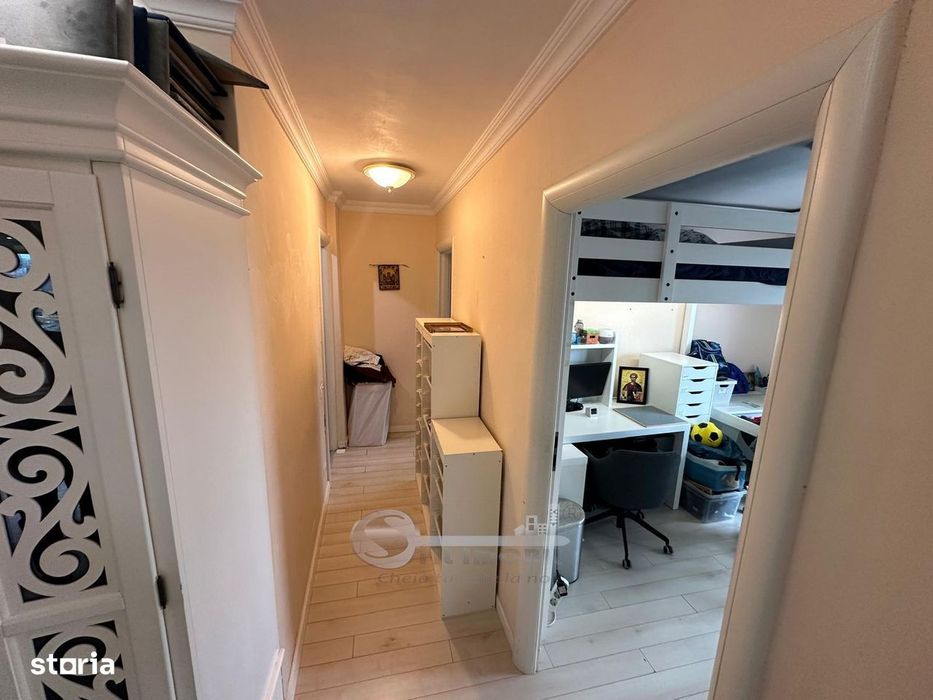 Apartament 4 camere - Ultracentral - 81 mp - 2 bai - Etaj 910 - Vedere
