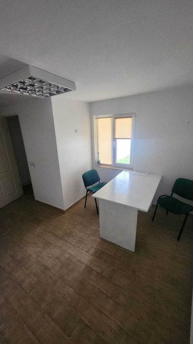 Hala cu frigider industrial și Teren de Închiriat