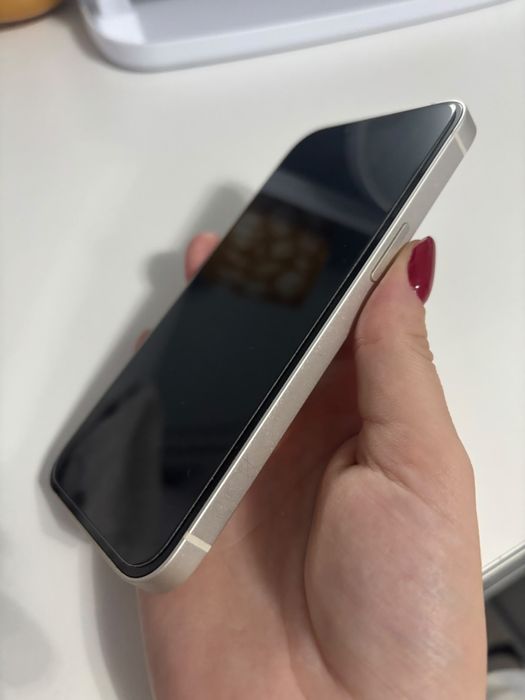 Iphone 13 simplu