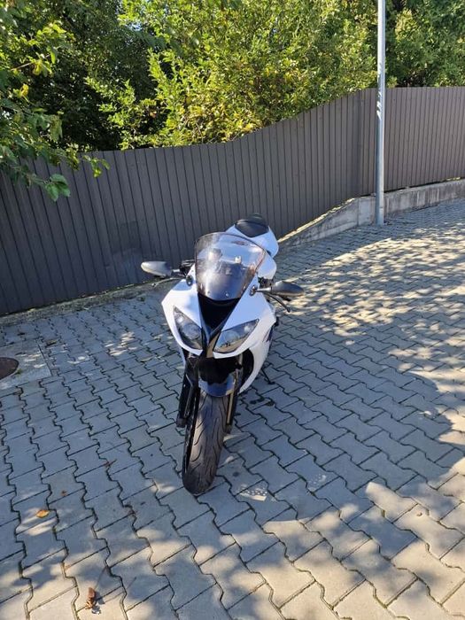 Vând Kawasaki  Ninja  Zx10r