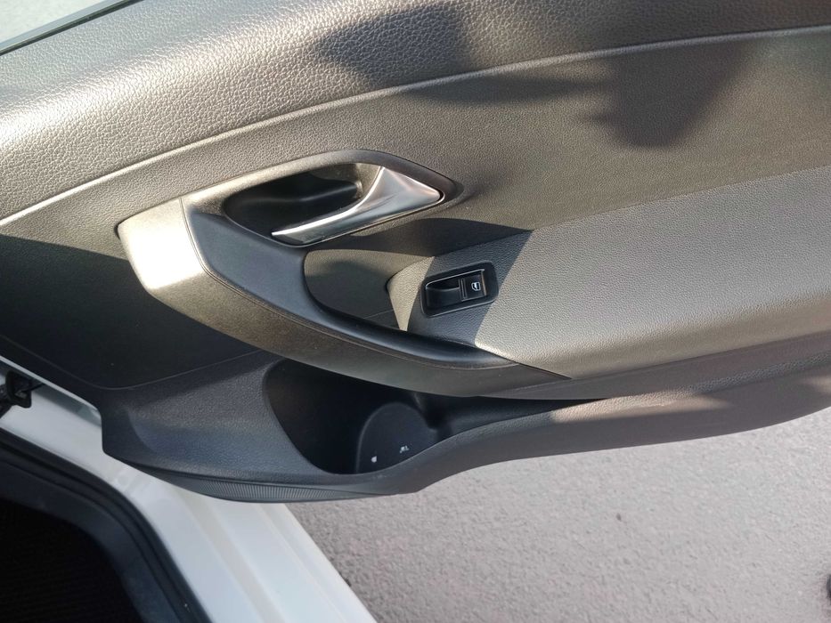 Volkswagen Polo sedan