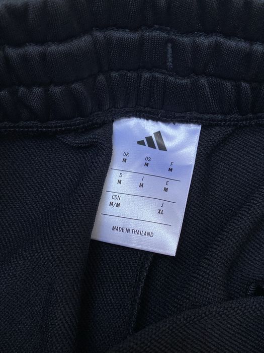 Pantaloni de trening bărbați Adidas nou, M