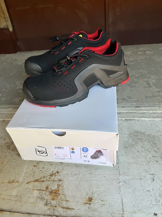 Vand pantofi protectie Uvex marimea 42