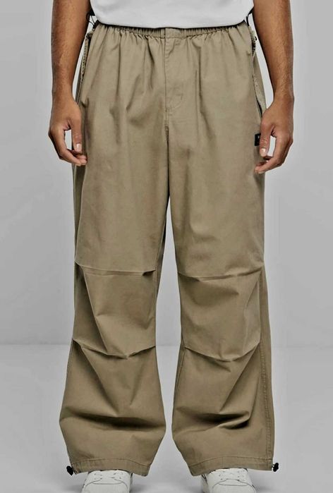 Pantaloni Karl Kani Cargo/Parachute  crem  kaki - Mărimea S