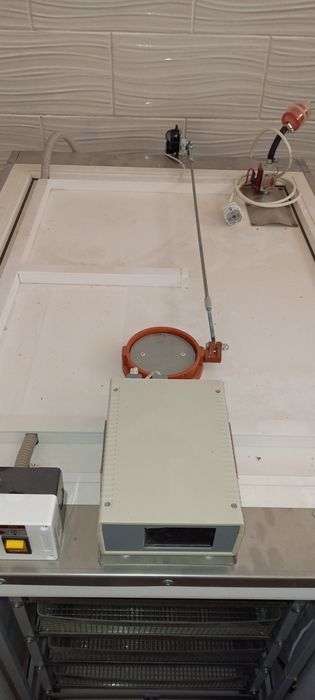 Продам инкубатор