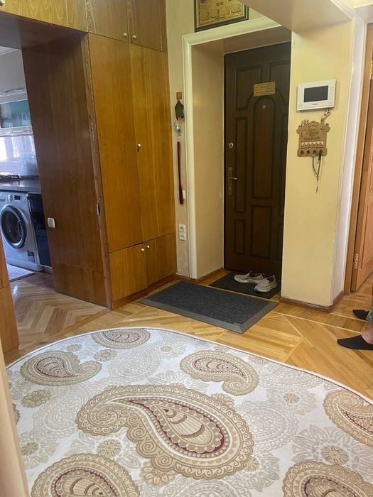 5/5/5 с лифтом кирпич 77 серия около Жк Парквуд напротив Капитал банка