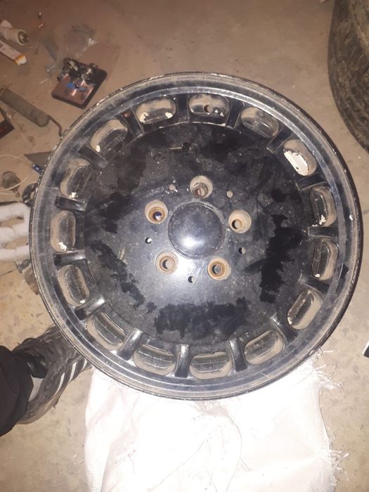 Продам диски от мерса 124