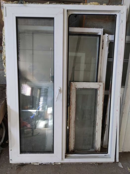 пластиковые окнo\дверь..новые.с хранения