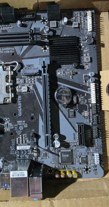 Дъно Gigabyte H610M K DDR4