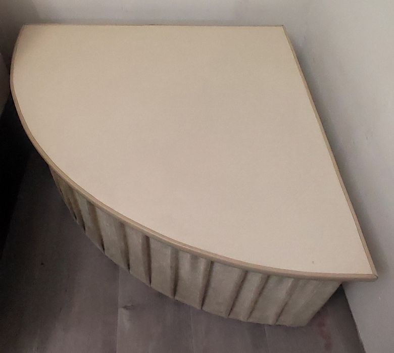 Журнальный столик