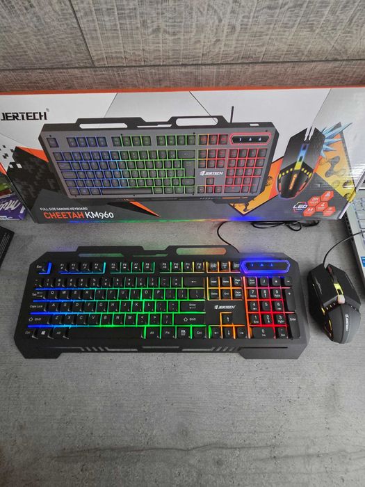 Геймърска Клавиатура и мишка  led осветление